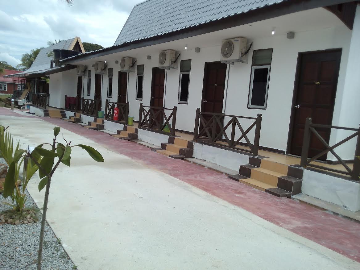 Rasa Senang Villa -Islam Guest Only Pantai Cenang  Exterior photo