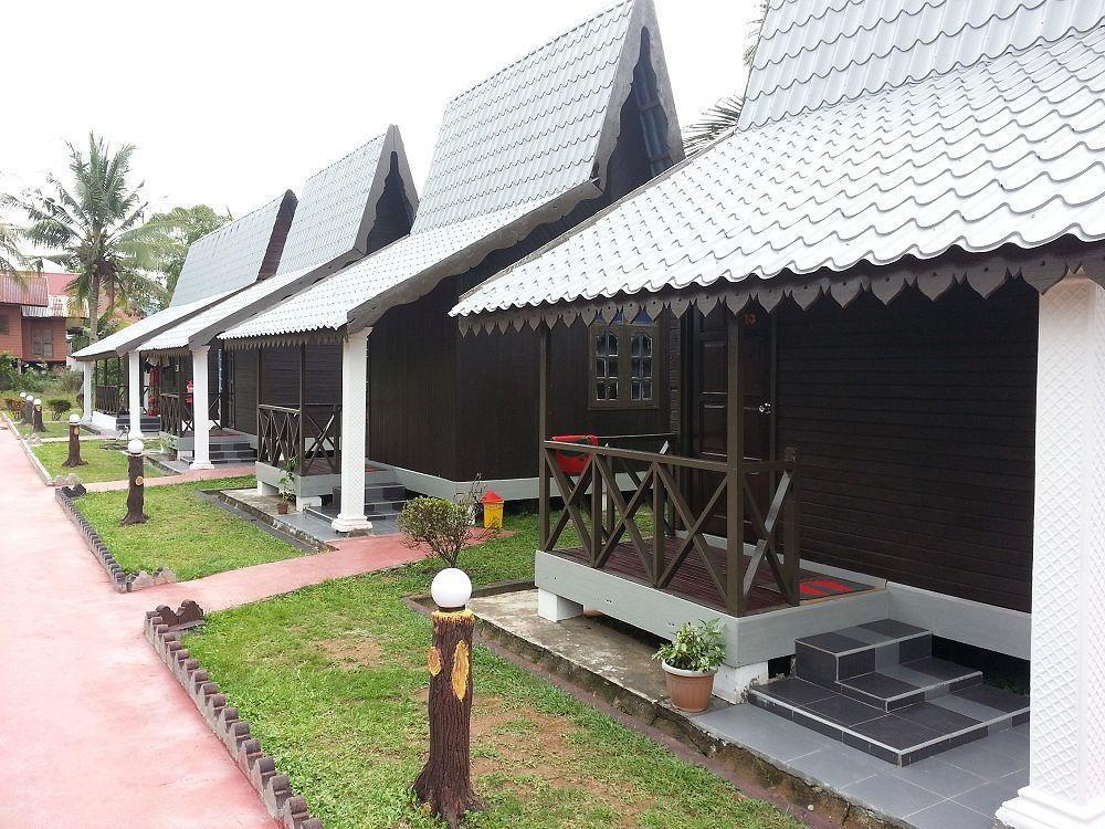 Rasa Senang Villa -Islam Guest Only Pantai Cenang  Exterior photo