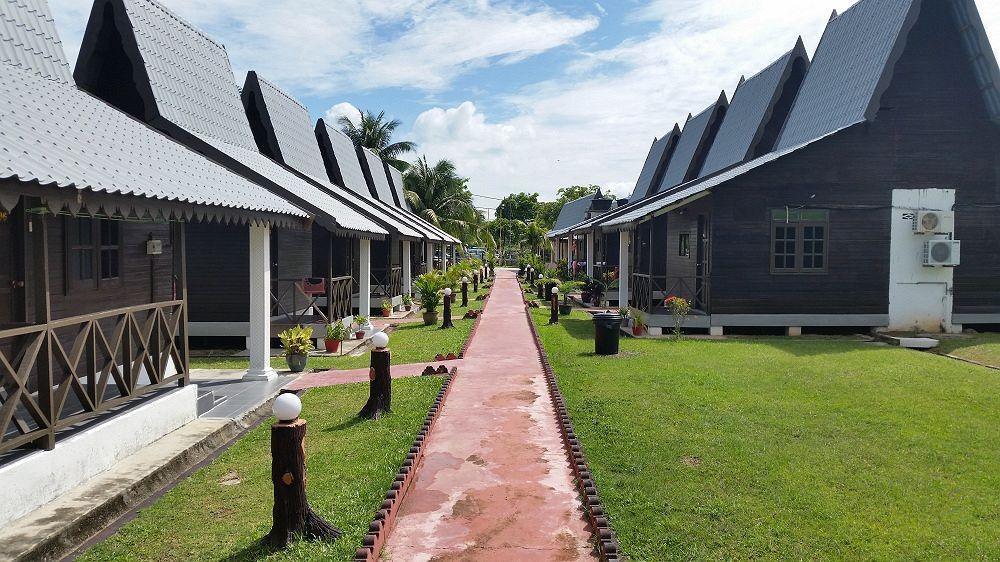 Rasa Senang Villa -Islam Guest Only Pantai Cenang  Exterior photo